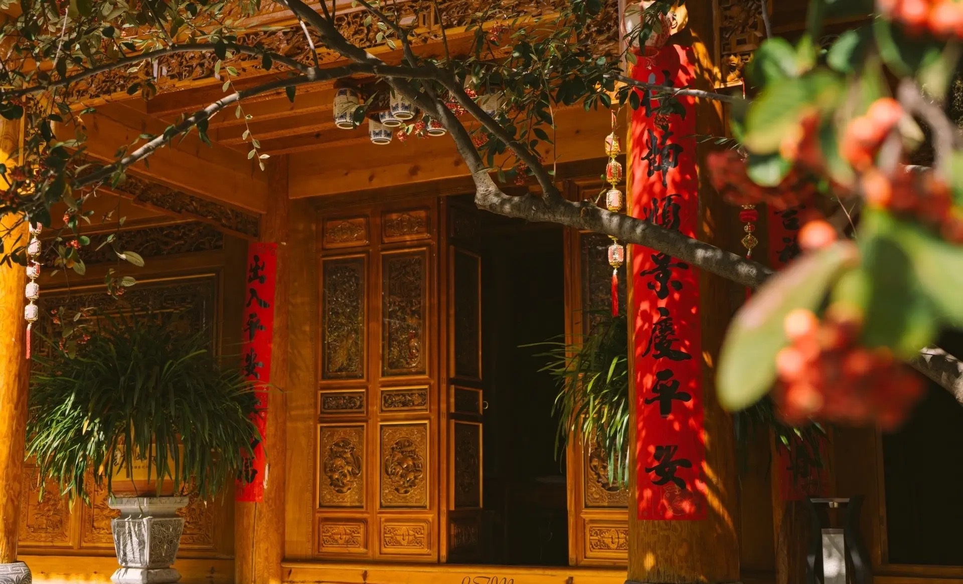 东巴宫——纳西建筑艺术